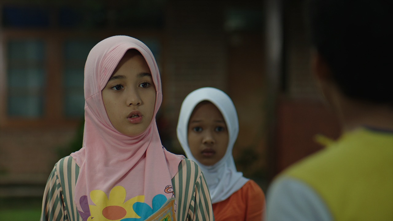 「イクロ クルアーンと星空」