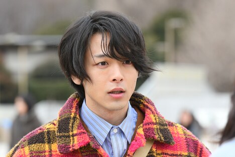 中村倫也演じる園木。