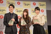 左から葉山奨之、川栄李奈、岡田麿里。