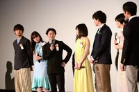 年長アピールをする矢本悠馬（中央）。