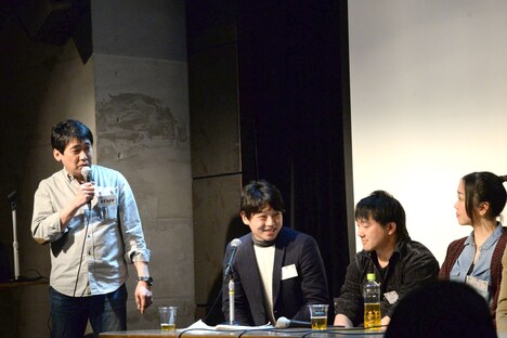 左から横山誠、松岡航平、舟山弘一、大島遥。