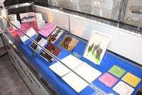 「クソ野郎と美しき世界」オリジナルグッズ