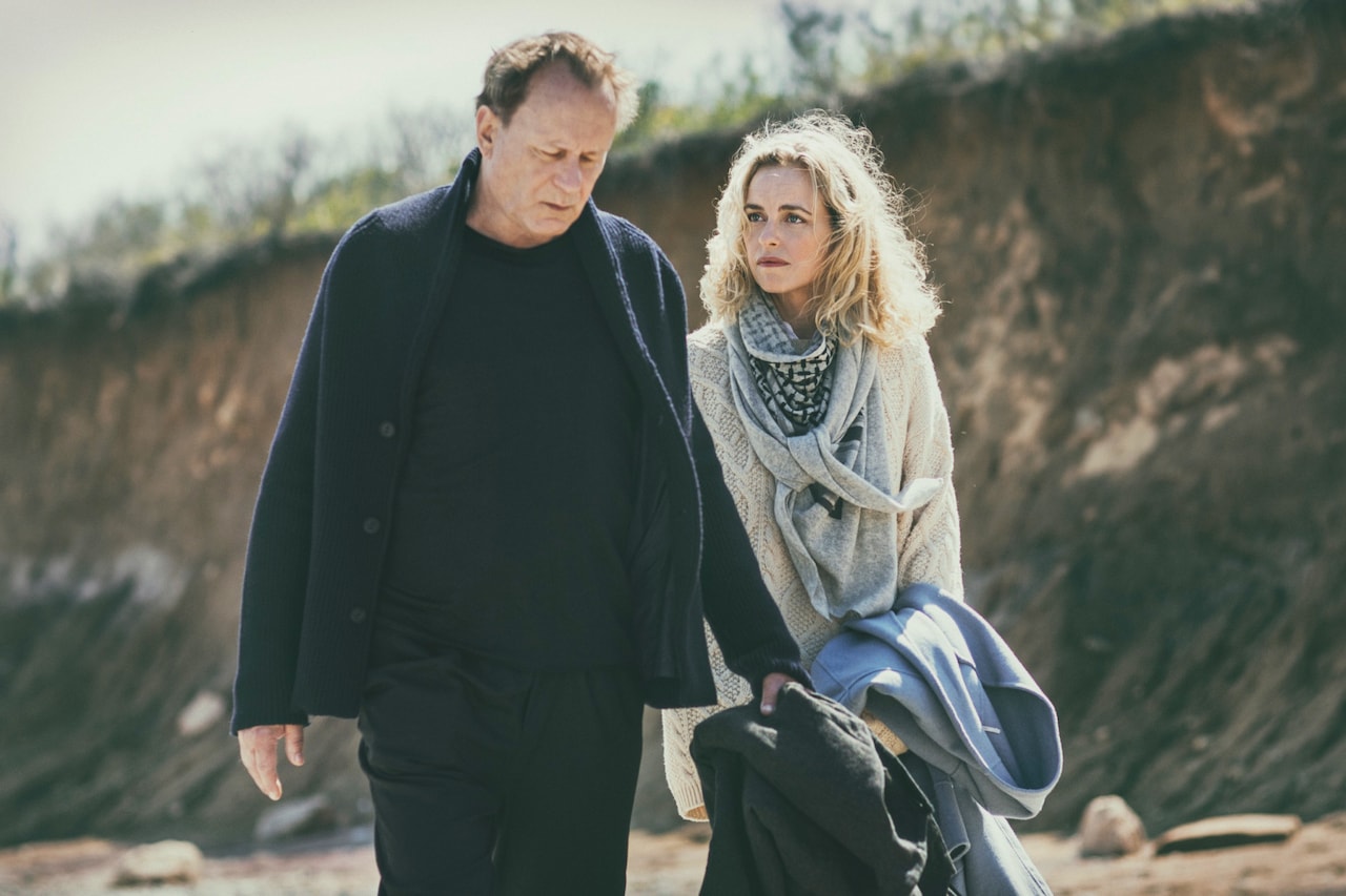 「男と女、モントーク岬で」