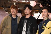 左から香取慎吾、稲垣吾郎、草なぎ剛。