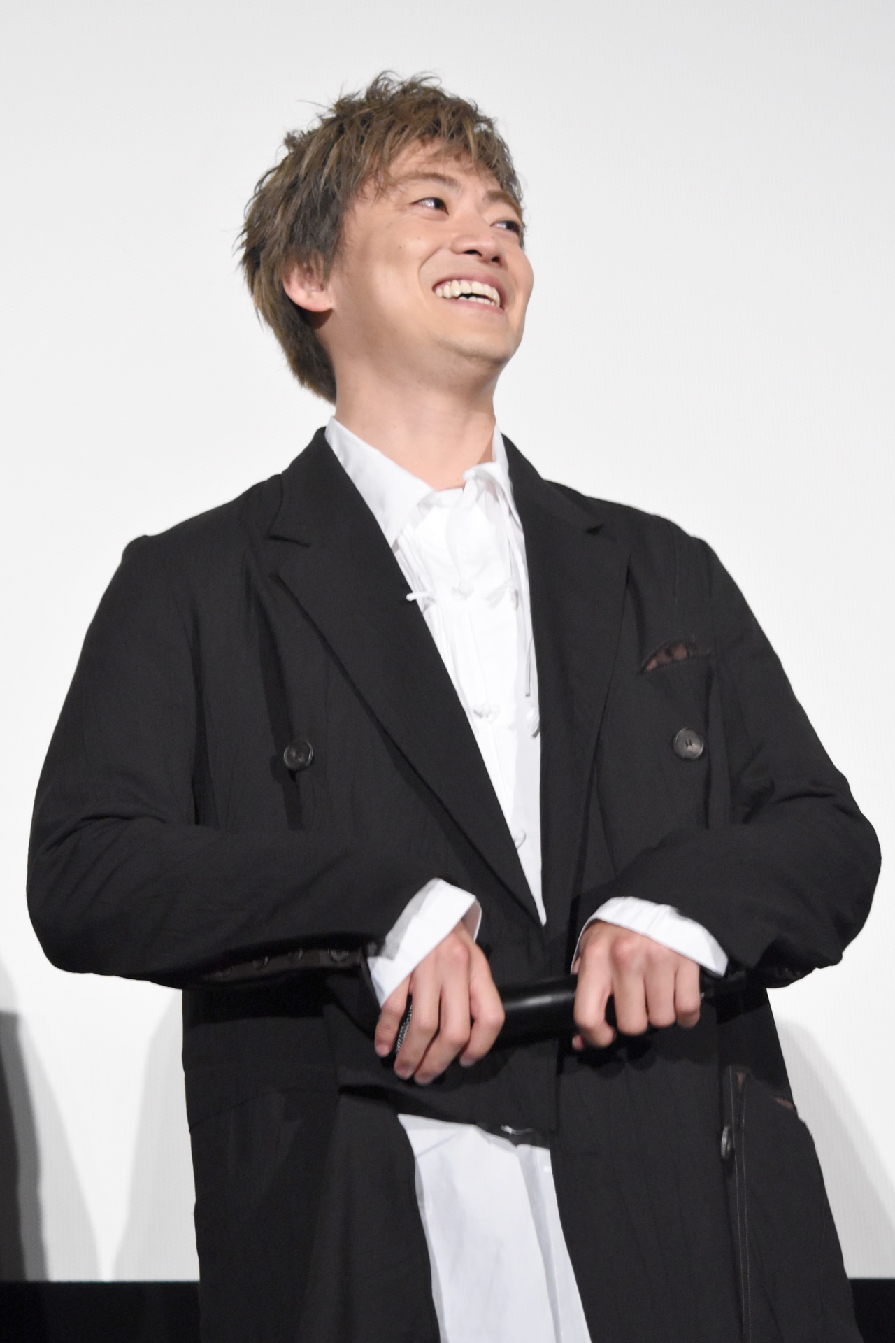 大東駿介