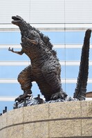 新・ゴジラ像
