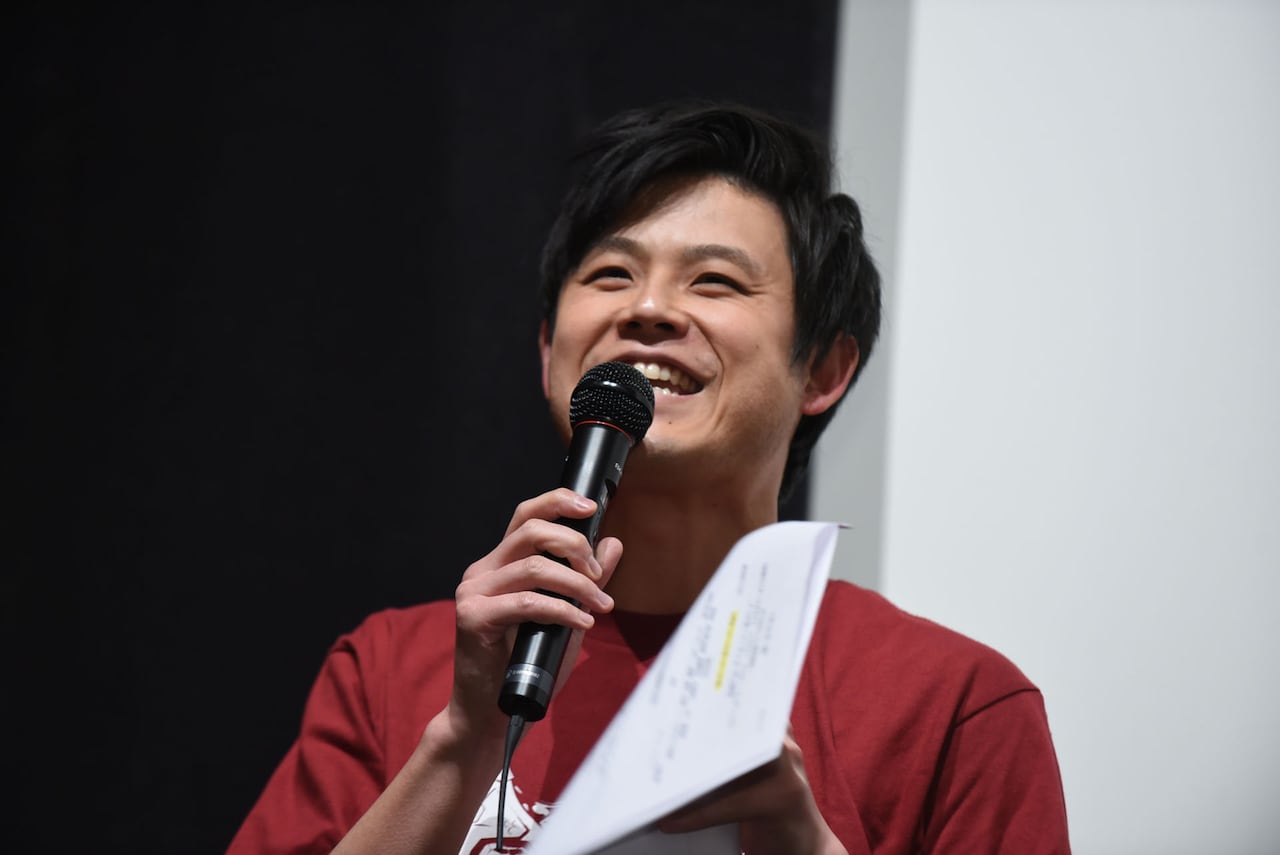 司会を務めた篠宮暁（オジンオズボーン）。髪型は九条貴利矢を