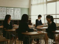 「いつか輝いていた彼女は」