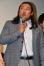 秋山竜次（ロバート）