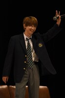 「ママレード・ボーイ」で演じた松浦遊の衣装で再登場した吉沢亮。