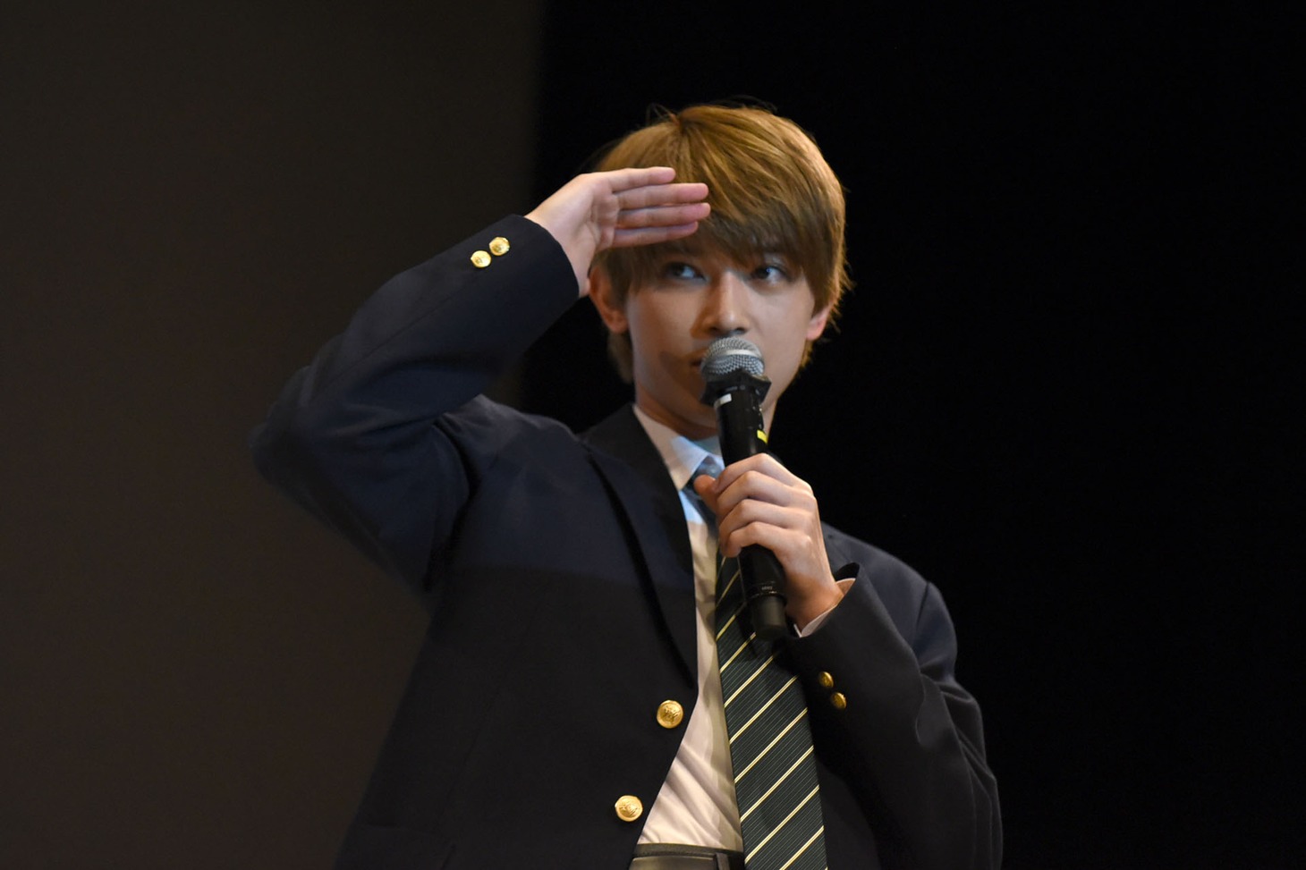 じゃんけん大会での吉沢亮。