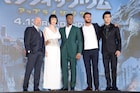 「パシリム」日米キャスト集結、ジョン・ボイエガ「皆さんの街を破壊して申し訳ない」