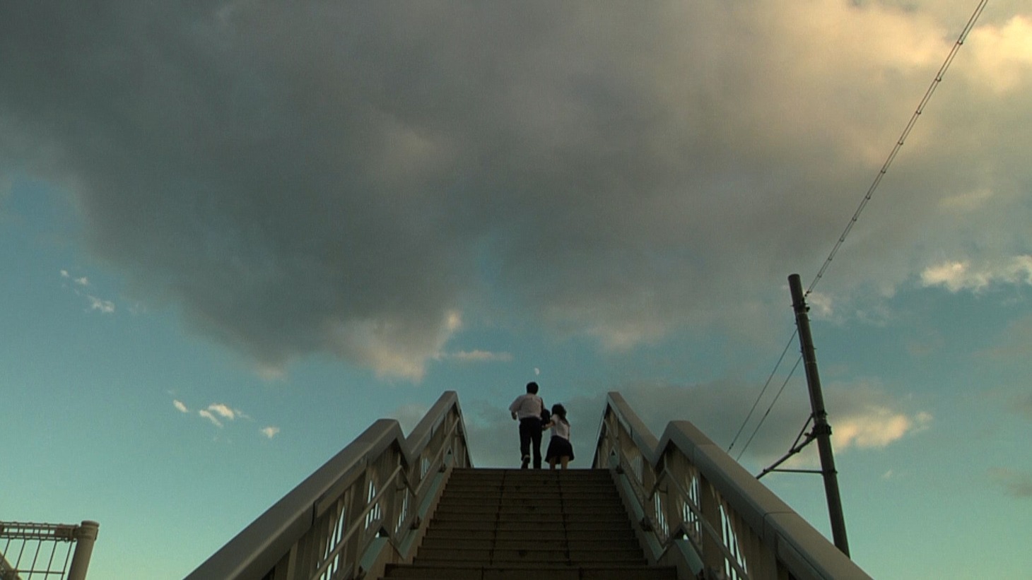 「あの娘が海辺で踊ってる」 (c)上智映画研究会2012