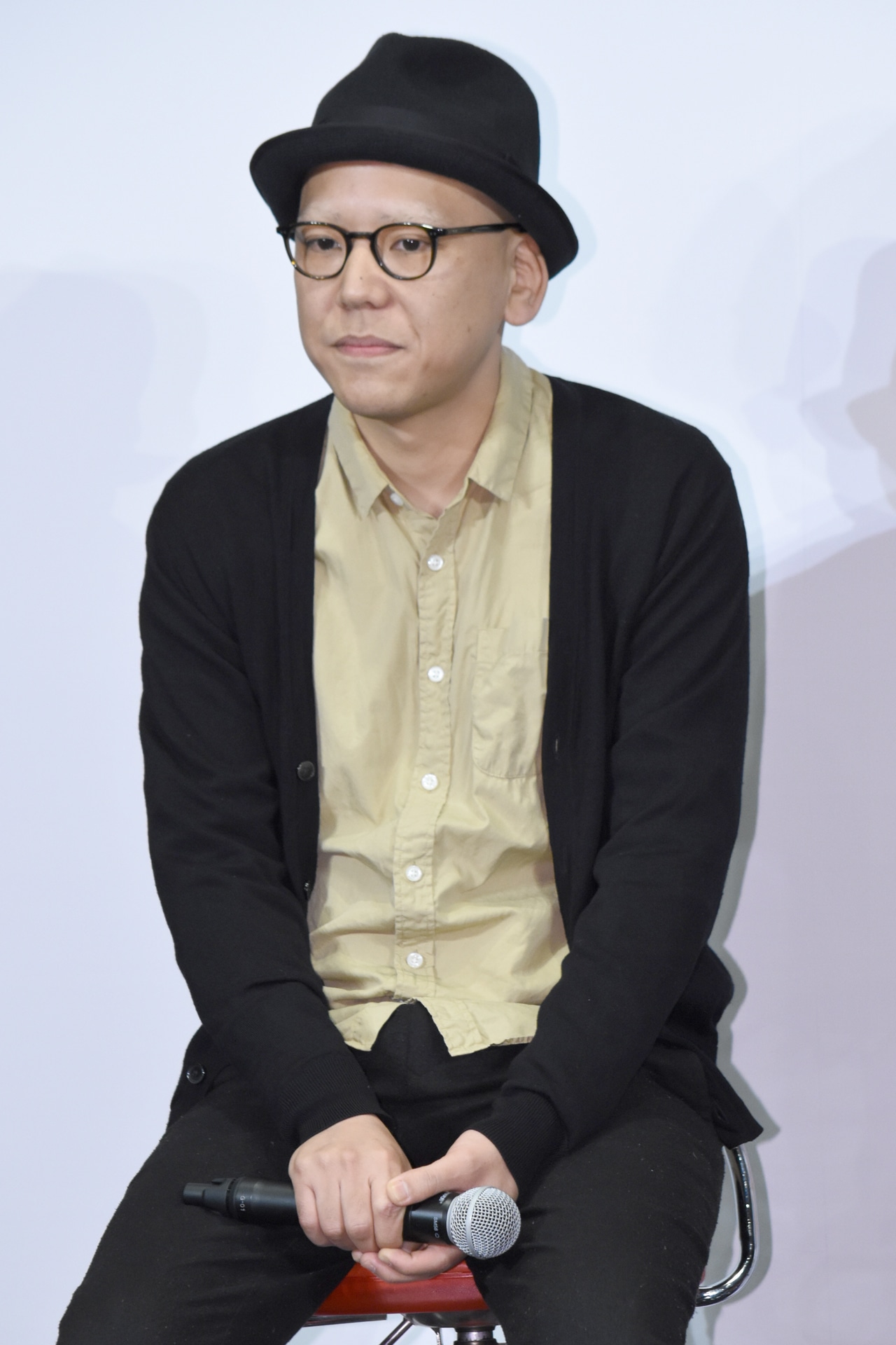 真利子哲也監督