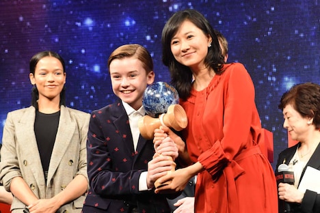 「ロスト・イン・スペース」ジャパンプレミアの様子。