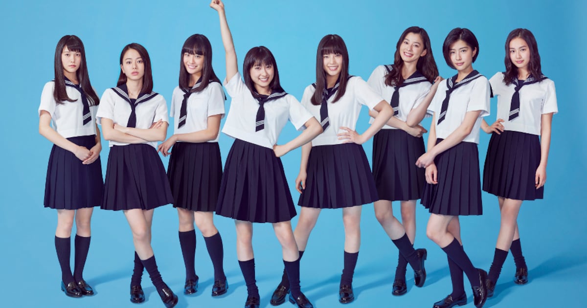土屋太鳳主演「チア☆ダン」に石井杏奈、山本舞香ら出演、制服 