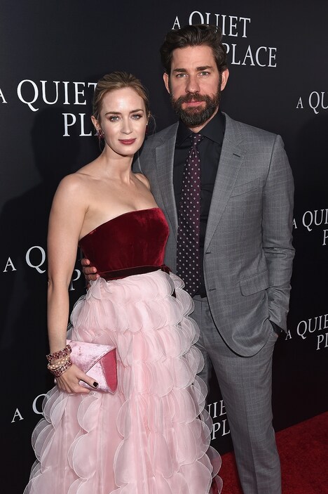 「A Quiet Place（原題）」ニューヨークプレミアの様子。左からエミリー・ブラント、ジョン・クラシンスキー。