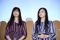 左から長谷川萌美、田崎あさひ。