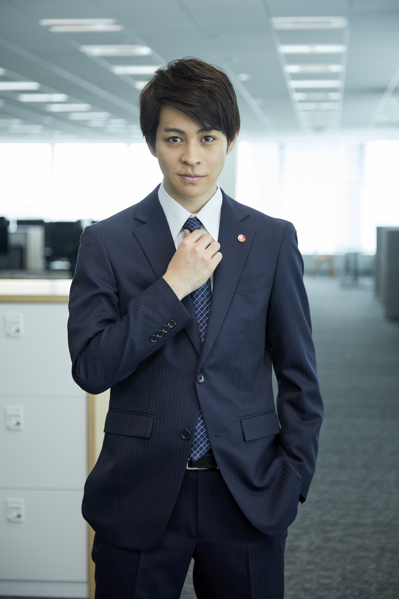 西銘駿演じる吉田治郎。