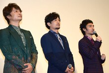 左から香取慎吾、稲垣吾郎、草なぎ剛。