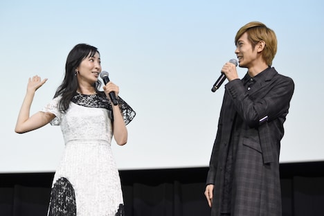 「娼年」舞台挨拶の様子。