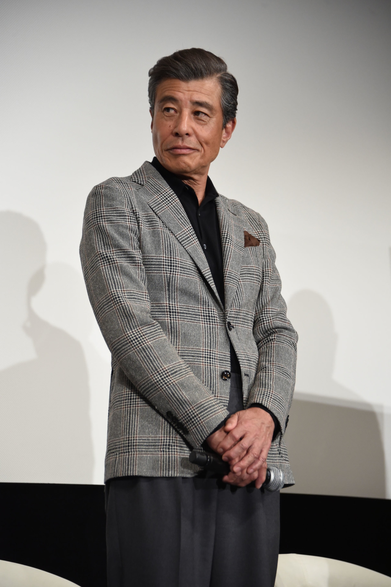 舘ひろし