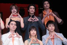 下段左から菅田将暉、土屋太鳳、山田裕貴。上段左から池田エライザ、佐野岳、速水もこみち。