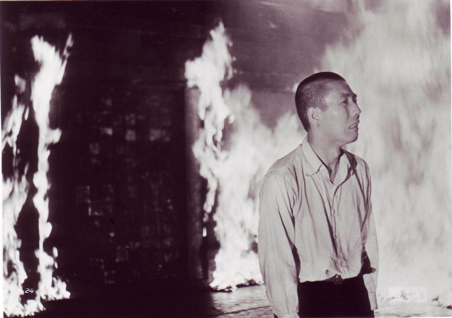 「炎上」 (c)KADOKAWA1958