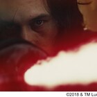 カイロ・レンとルークが壮絶バトル!「SW/最後のジェダイ」本編映像