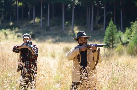 「死の谷間」新場面写真