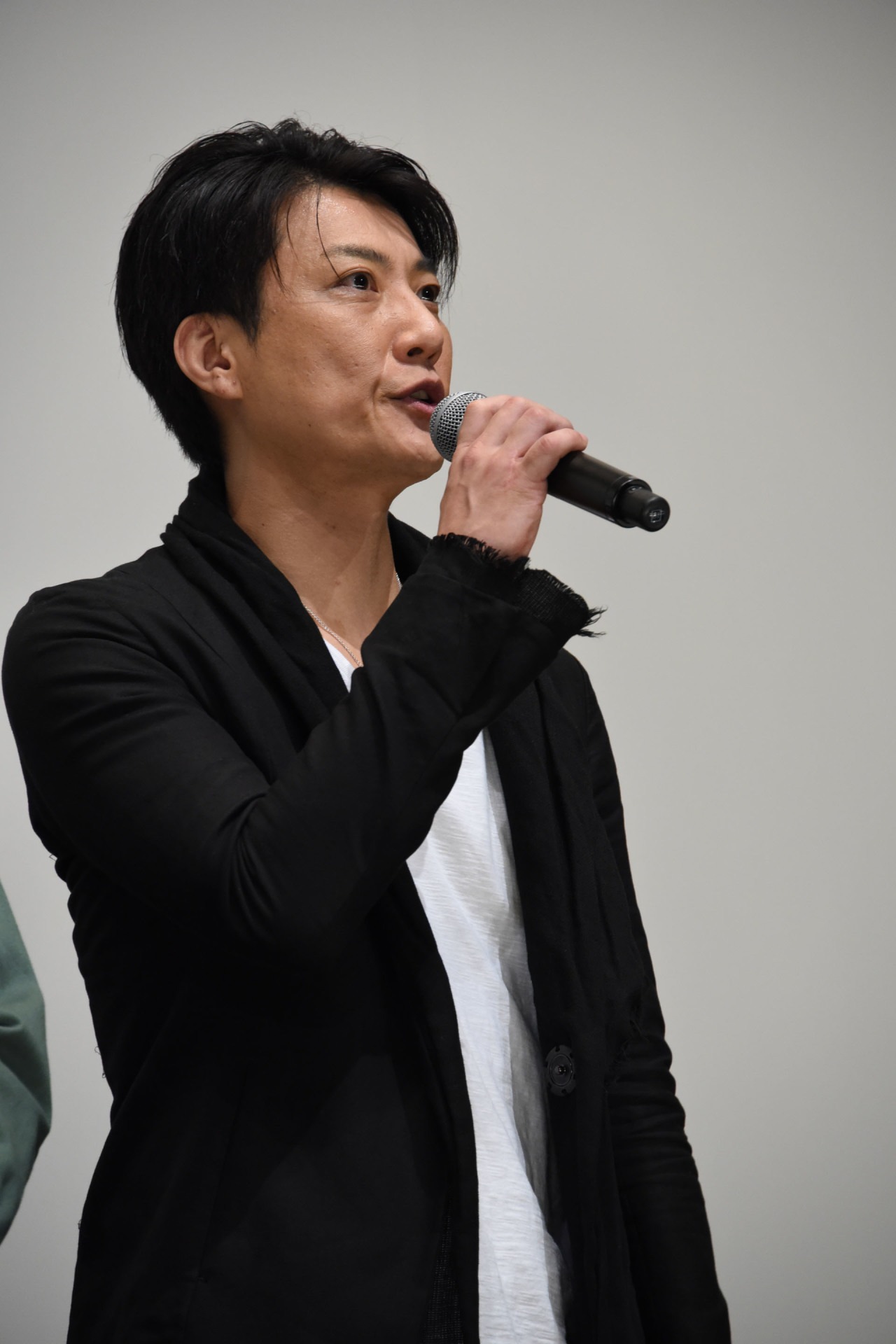 俊藤光利