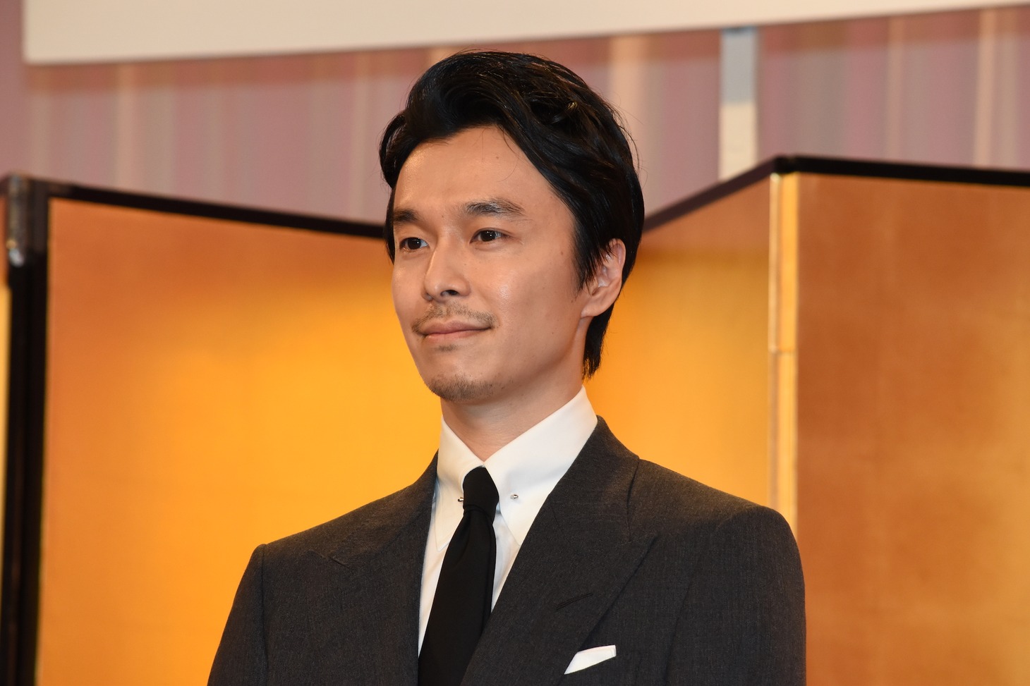 長谷川博己