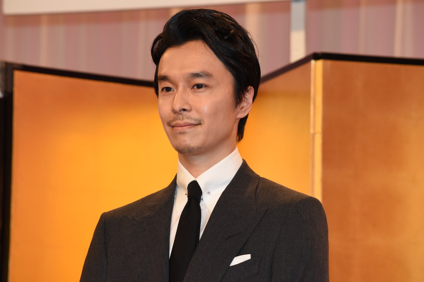 長谷川博己