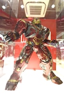 ハルクバスター マーク2のフィギュア。