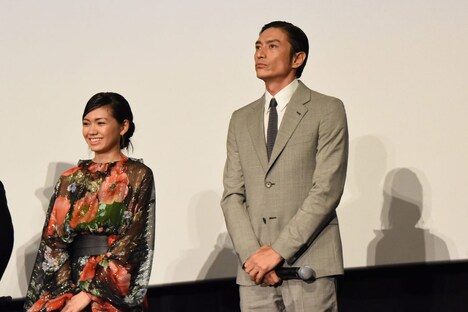 左から二階堂ふみ、伊勢谷友介。