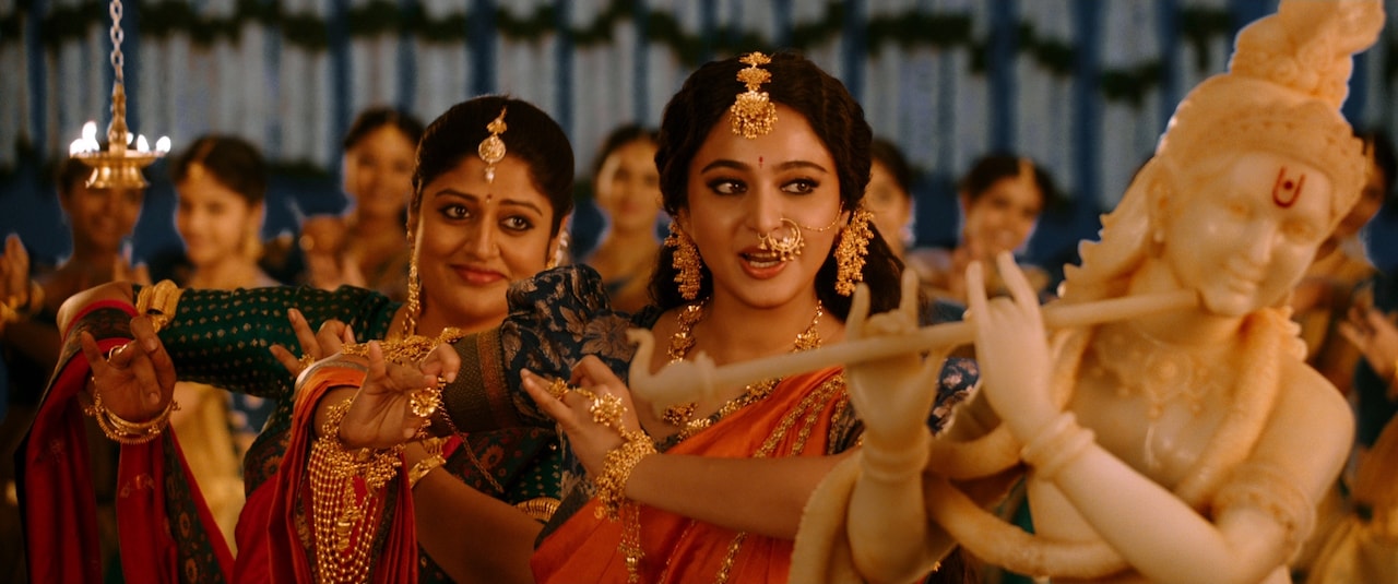 デーヴァセーナが歌い踊る「バーフバリ 王の凱旋」完全版の劇中カット到着