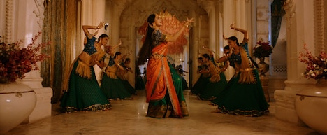 「バーフバリ 王の凱旋＜完全版＞」