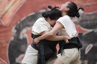 「菊とギロチン」