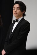 中村倫也