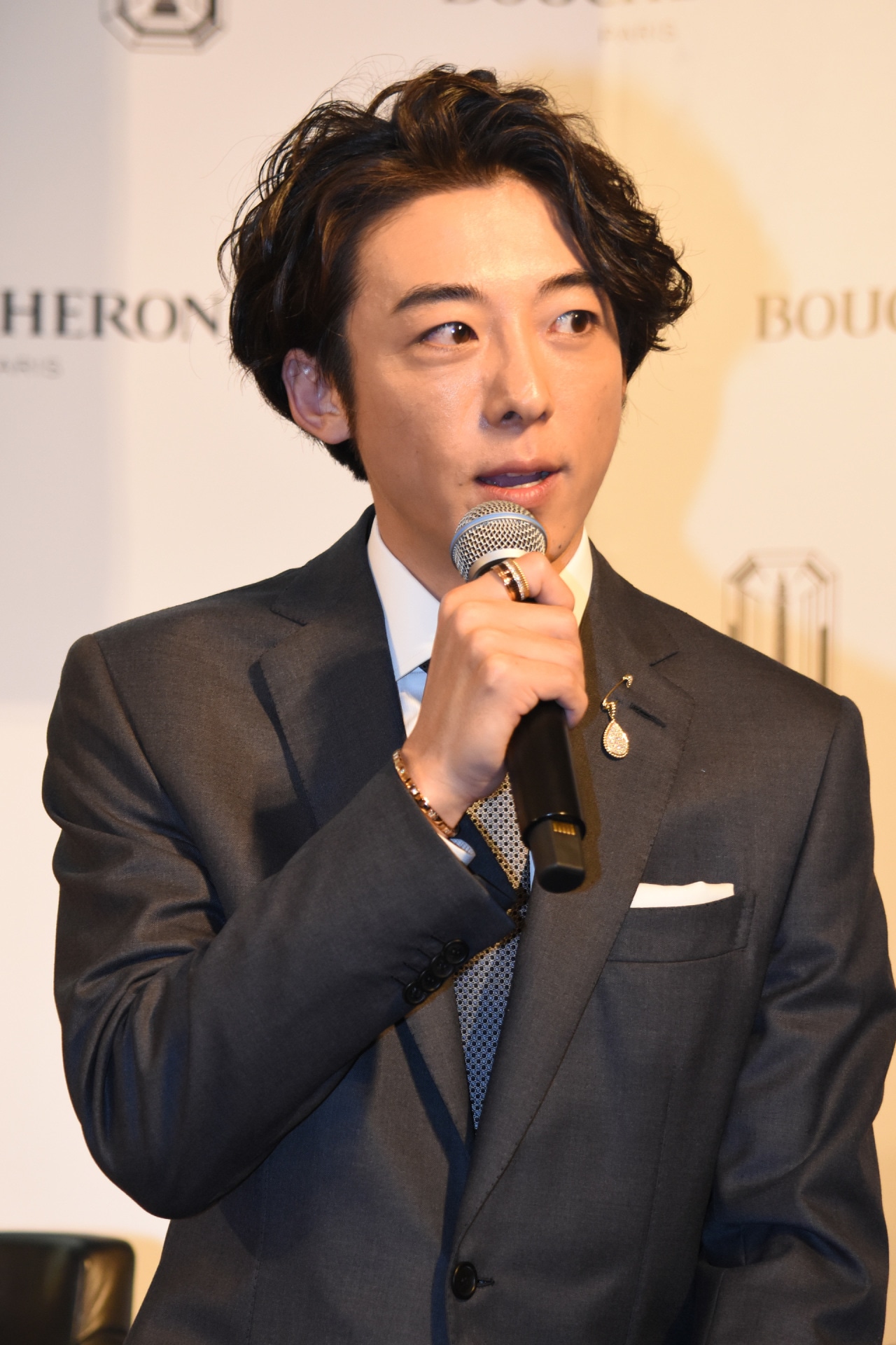 高橋一生