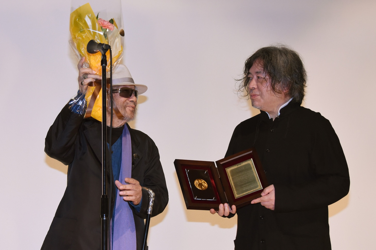 左から大林宣彦、樋口尚文。