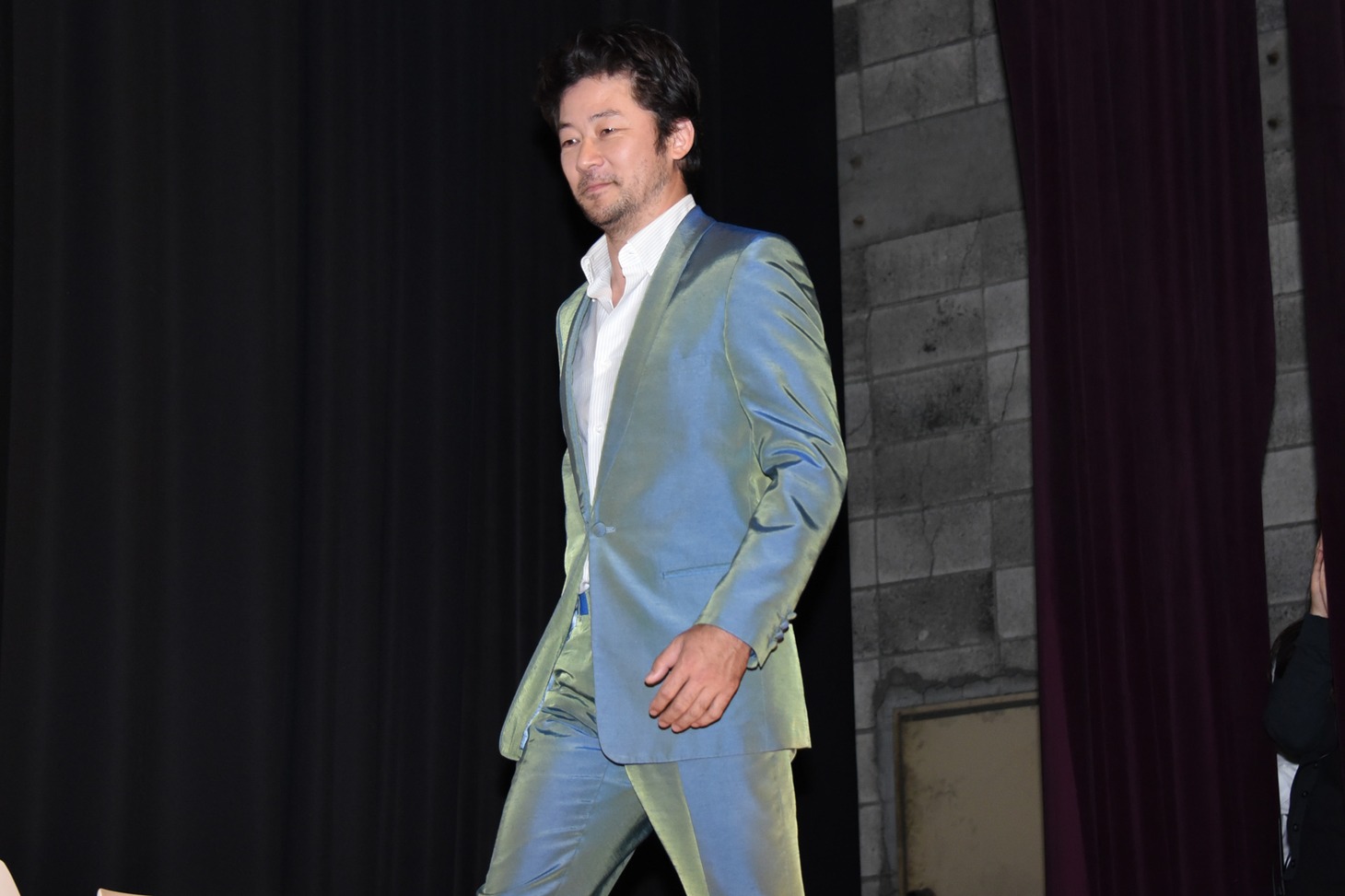 浅野忠信