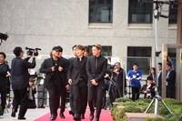 レッドカーペットの様子。