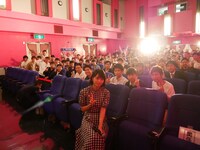 松山シネマサンシャイン大街道で行われた「パンとバスと2度目のハツコイ」トークイベントの様子。