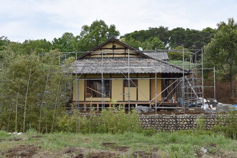 撮影に使われるオープンセット。