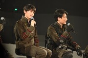 左から小林亮太、俊藤光利。