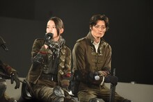 左から宮原華音、田邊和也。