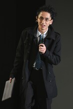 「黒崎さん、ふざけすぎでーす」とセリフを放って登場した籾木芳仁。