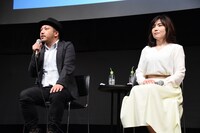 左から白石和彌、柚月裕子。