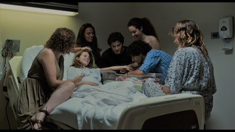 「母という名の女」